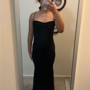 Windsor Black Sleeveless Maxi Dress with Sweetheart Neckline
